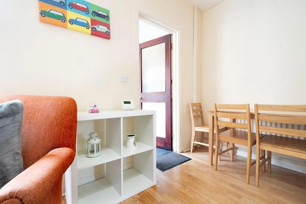 Central 3 Bedroom House Belfast United Kingdom