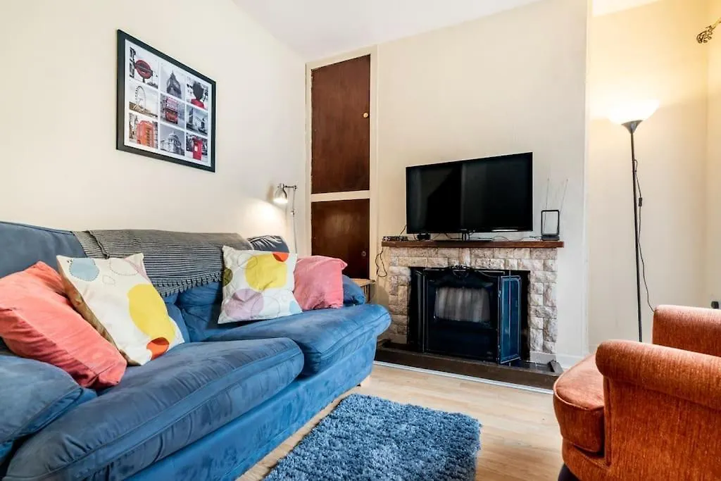 Central 3 Bedroom House Belfast United Kingdom
