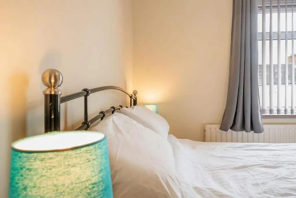Central 3 Bedroom House Belfast
